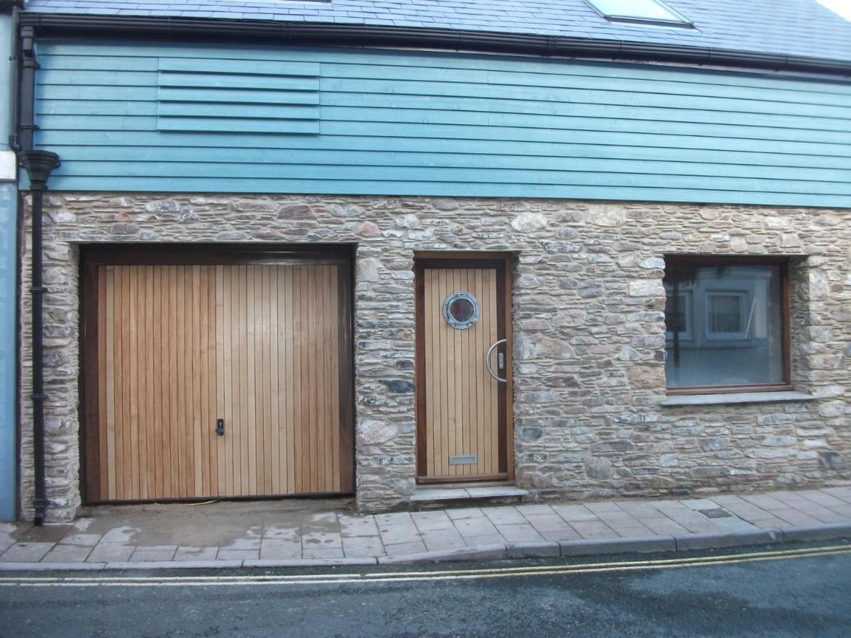 Blacksmiths Dartmouth Exterior foto